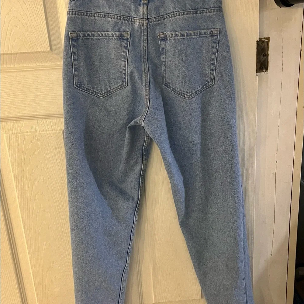 2/$20 - Zara Trafaluc High Rise , Straight Cut- Mom Jeans - 00 or 0 - XS - Picture 7 of 9